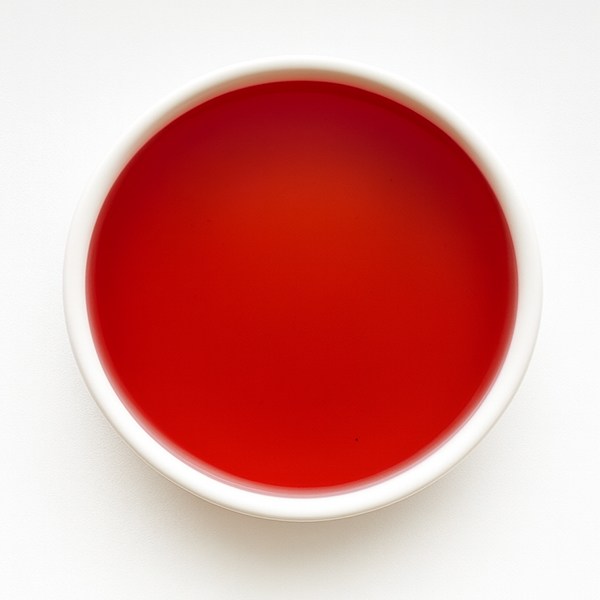 St.-Johns-Wort-Flower-Infused-Oil-(RED)-slika-2